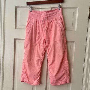 Peach pink lululemon 3/4 length pants size 4